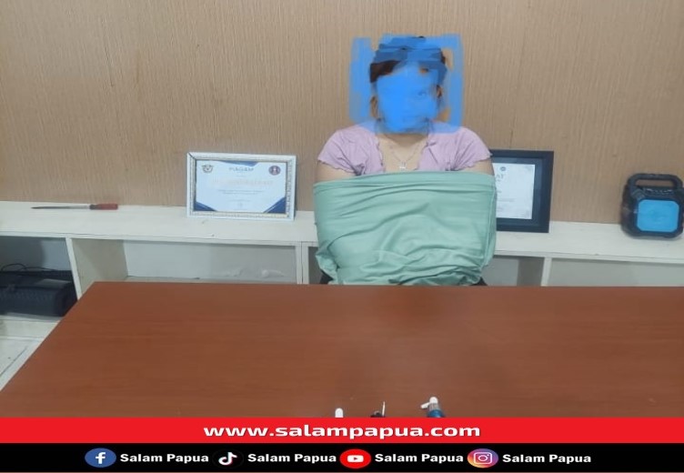 Mengedarkan Shabu, Ibu Rumah Tangga Ditangkap Polisi Di Jalur 6 Jalan Hasanuddin Timika