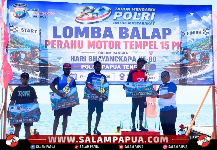 Ditpolairud Polda Papua Tengah Sukses Gelar Lomba Balap Perahu 15 PK Di Pantai Nabire