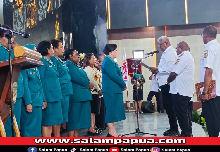 Bupati Mimika Lantik 50 Pengurus TP-PKK Dan Dekranasda Masa Bakti 2025�2030
