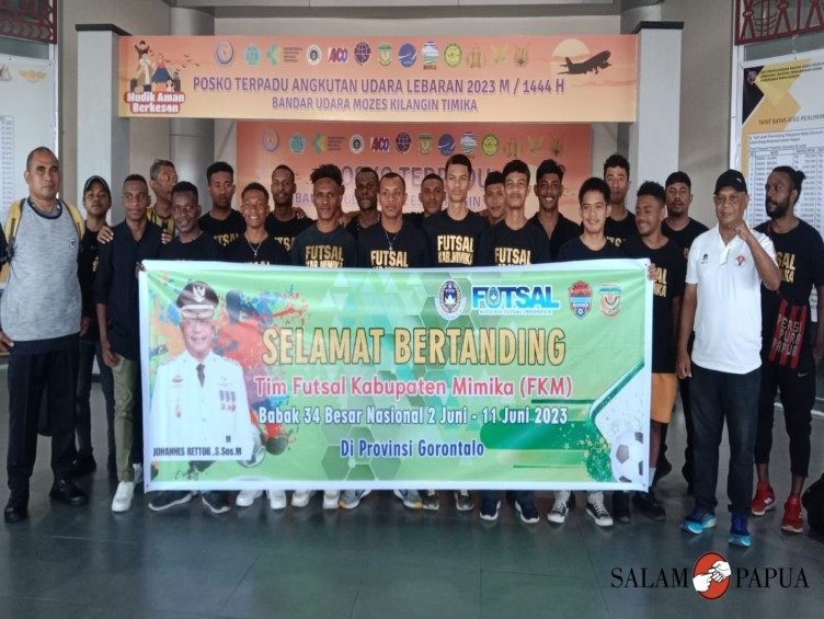BERANGKAT KE GORONTALO, TIM FUTSAL MIMIKA DIHARAPKAN GAPAI PRESTASI DI LAGA NASIONAL