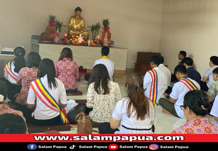 Umat Buddha Di Timika Jalani Ibadah Perayaan Waisak 2568