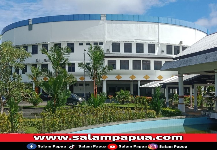 Setwan DPRD Mimika Persiapkan Ruangan Untuk Pengisian DPRK