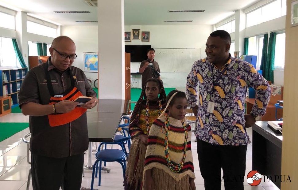 DEWAN BERHARAP SEKOLAH ASRAMA LAIN DI MIMIKA DAPAT MENCONTOH SATP