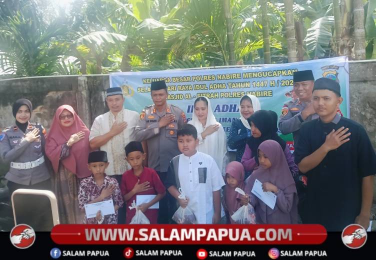 Jaga Toleransi Beragama, Kapolres Nabire Beri Santunan Kepada Anak Yatim
