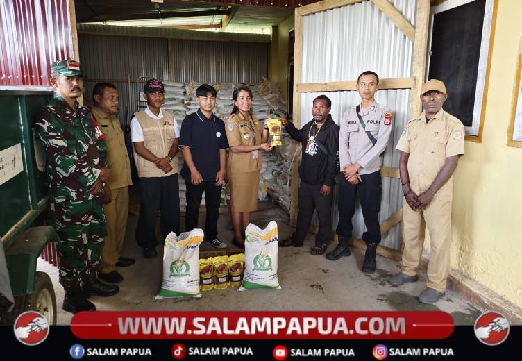 Kelurahan Pasar Sentral Salurkan Bantuan Pangan Kepada 861 Warga Penerima Manfaat