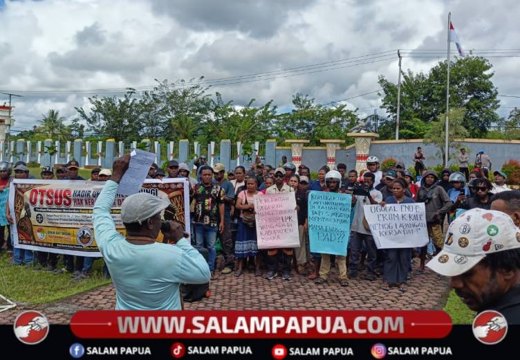 Ratusan Pencaker Di Timika Lakukan Aksi Demo Ke DPRK, Semua Perusahaan Diminta Beri Ruang Bagi OAP