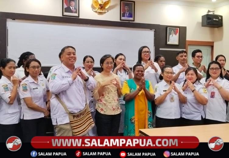 Persiapan Akreditasi, Belasan Nakes RSUD Elvrida Sara Nduga Magang Di RSUD Mimika