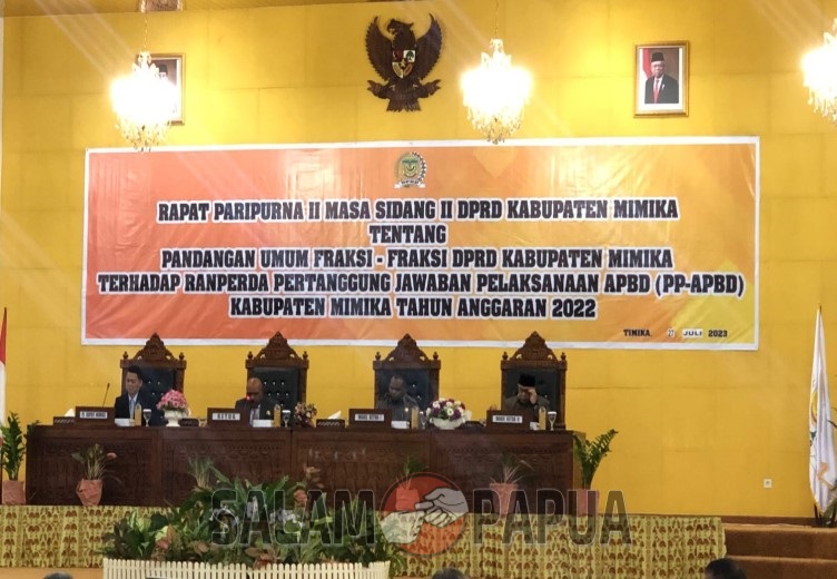 FRAKSI-FRAKSI DPRD SOROTI DANA SILPA DAN SURPLUS APBD MIMIKA TAHUN 2022 TAPI BANYAK INDIKATOR YANG TIDAK MEMENUHI TARGET