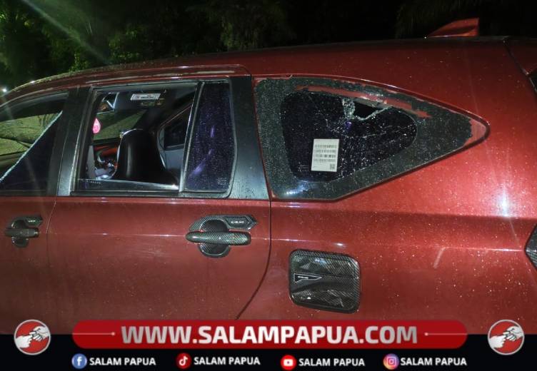 Mobil Maxim Dilempari OTK Di Mile 32, Pengemudi Selamat Usai Berlindung Di Asrama Brimob