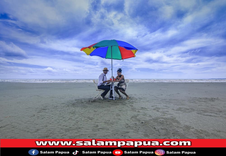 Pantai Aromarea (Seringjalan.com)