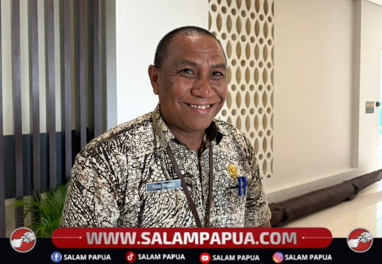 Sempat Viral Jadi �Kolam Pancing�, PUPR Mimika Gandeng Warga Atasi Genangan Di Jalan Ahmad Yani Timika