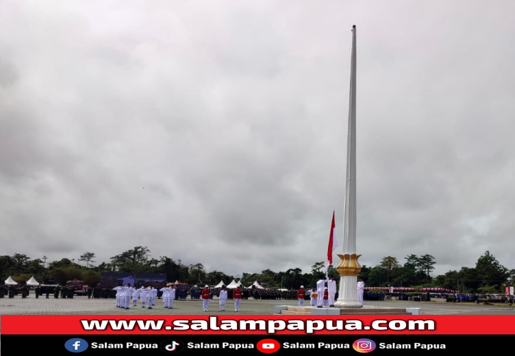 Meski Hujan Gerimis, Pengibaran Bendera Upacara HUT RI Ke-79 Di Mimika Berjalan Sukses