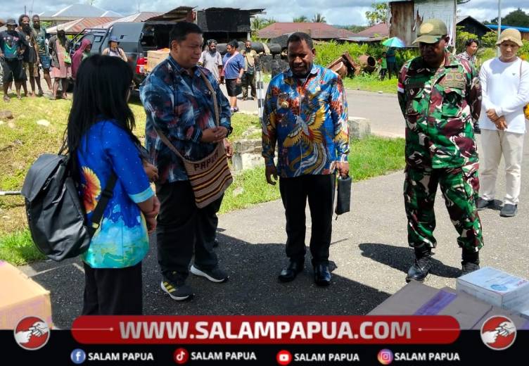 Bupati Nduga Terima Hibah Alkes Dan PMT, Dorong RSUD Elvrida Sara Naik Kelas