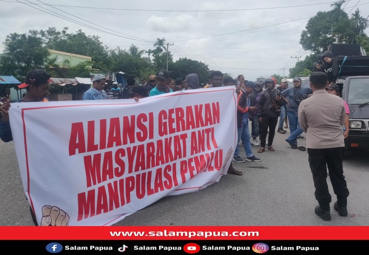 Diduga Memanipulasi Hasil Suara Pemilu, Massa Pendukung Caleg Demo Ke Bawaslu Mimika
