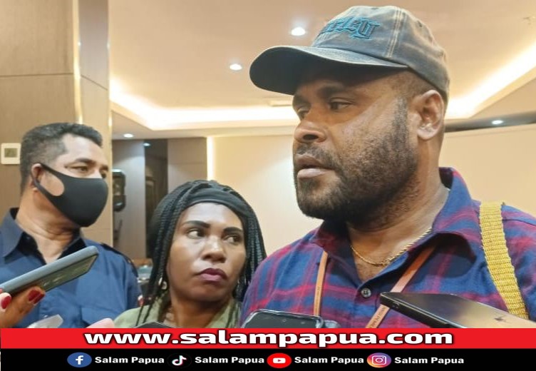 Ini Penjelasan Dete Abugau Soal Bakal Calon Bupati Dan Wakil Bupati Harus OAP