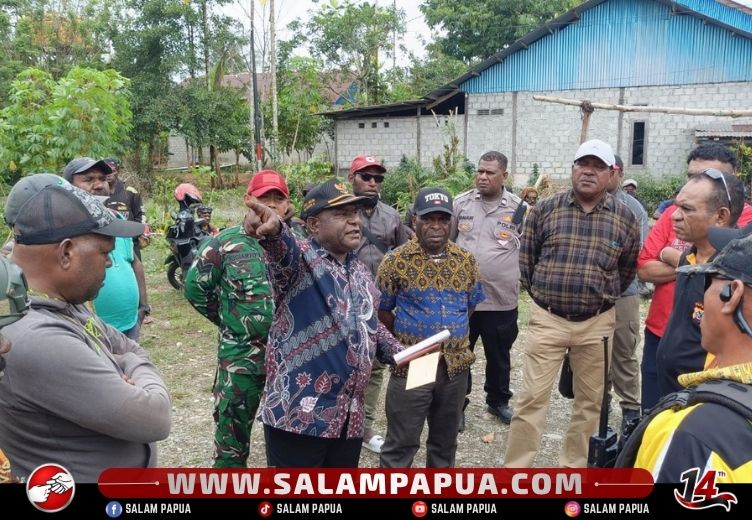 Didampingi LEMASA Dan LEMASKO, Warga SP2 Gagalkan Eksekusi Tanah Adat Oleh PN Timika