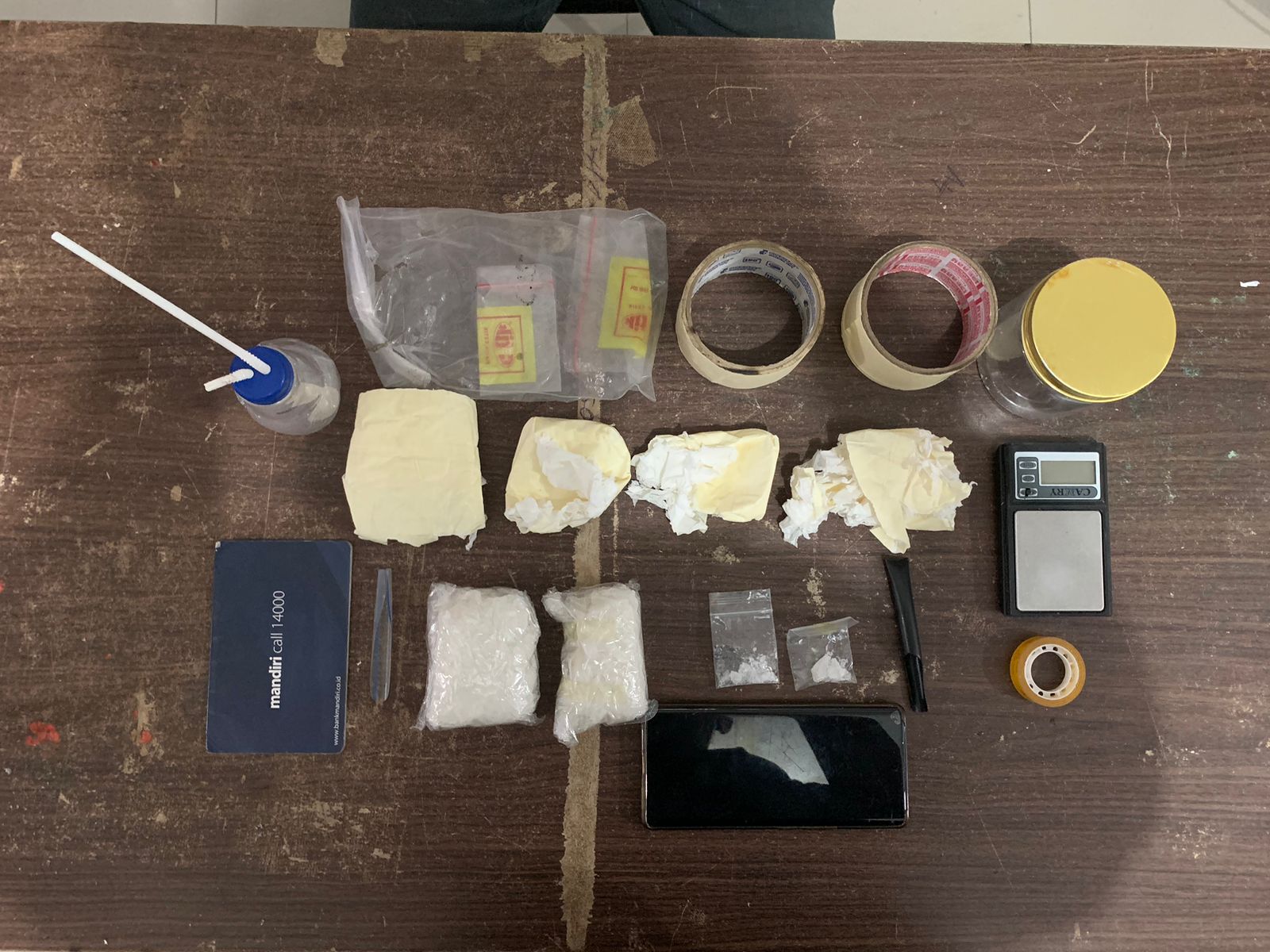 -Barang bukti berupa paket narkoba jenis shabu (istimewa)