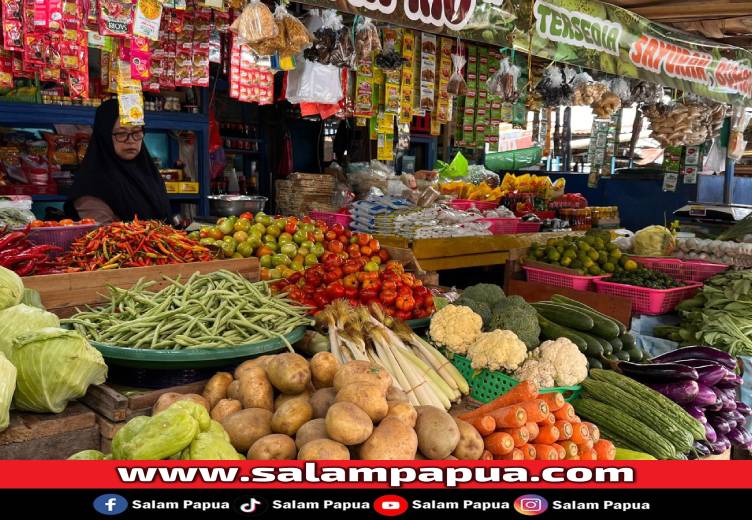 Harga Bahan Pokok Di Pasar Sentral Timika Relatif Stabil, Cabe Dan Bawang Alami Penurunan