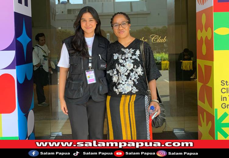 Elfrida Manurung Natkime bersama EO Indonesia Net-Zero Summit (INZS) 2025, Abelia Jasmine Bait, Sabtu (26/7/2025), di The Ballroom, Djakarta Theatre, Jakarta Abelia Jasmine Bait (Dokumen Pribadi Elfrida Manurung Natkime)