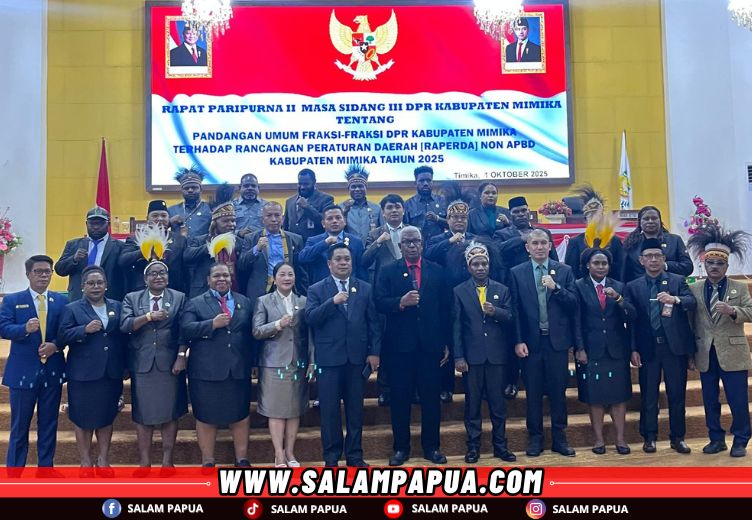 Fraksi DPRK Mimika Sampaikan Pandangan Umum Terhadap 8 Ranperda Non APBD 2025