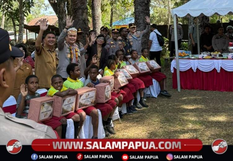 Astamaops Kapolri Kunjungi Pusat Olah Seni Wesaput, Beri Motivasi Dan Bantuan Pendidikan Untuk Anak Papua