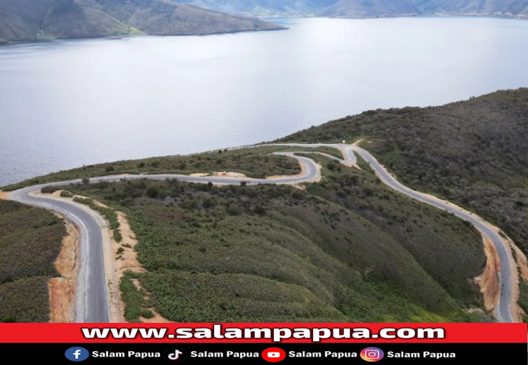 Danau Anggi di Teluk Wondama (traveveloka)