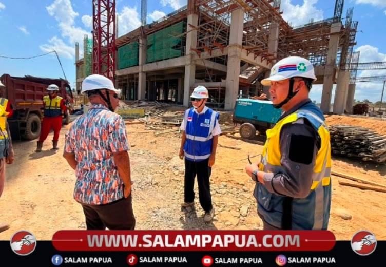 Wagub Deinas Sidak Pembangunan Puspem Di Karadiri, Target Selesai Akhir 2026