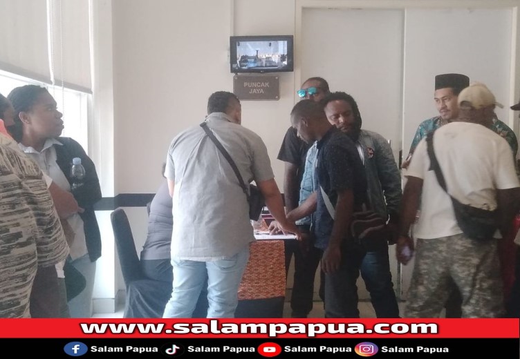 Bawaslu Mimika Gelar Tes Wawancara Ratusan Calon Panwaslu Kelurahan