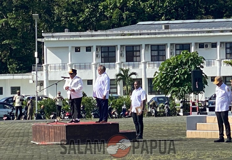 Pj Gubernur Papua Tengah Pimpin Apel Di Lingkup Pemkab Mimika
