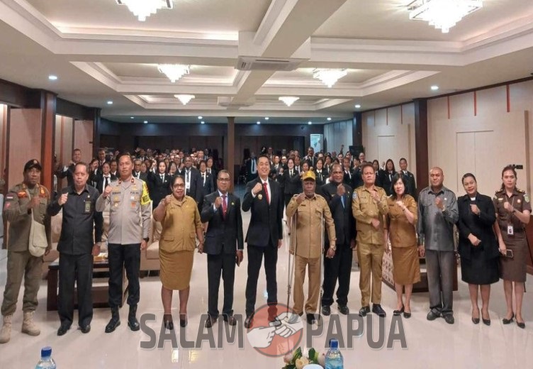 Foto bersama para peserta kegiatan (Foto:salampapua.com/Evita)