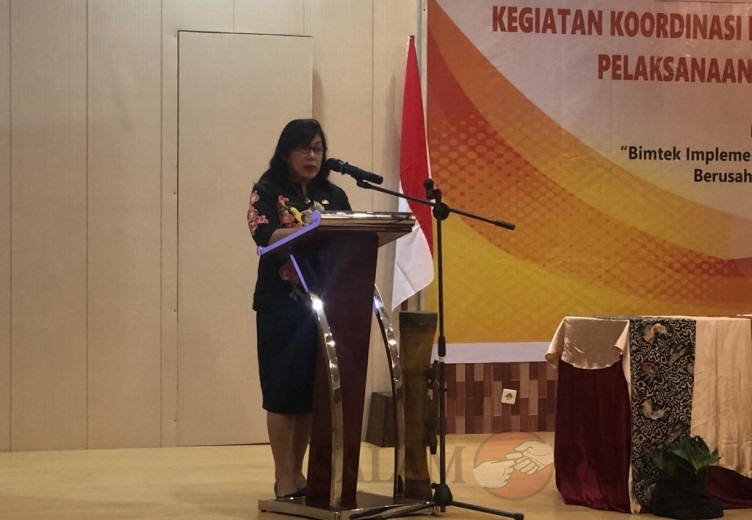 Sambutan Pj Bupati Mimika diwakili Asisten III Bidang Administrasi Umum Setda Mimika, Hendritte Tandiyono (Foto:salampapua.com/Evita)