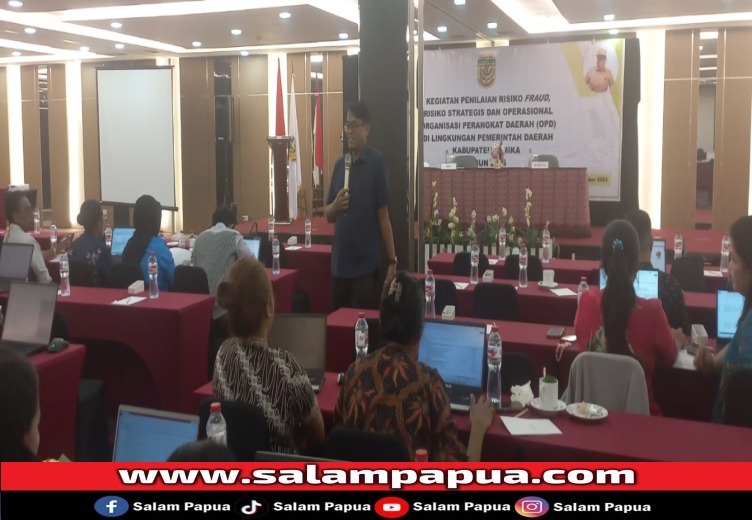 Narasumber Perwakilan BPKP Provinsi Papua, Miarno sedang memberikan materi kegiatan