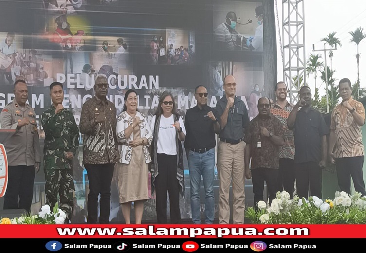 Foto bersama usai peluncuran program (salampapua.com/Abeth)