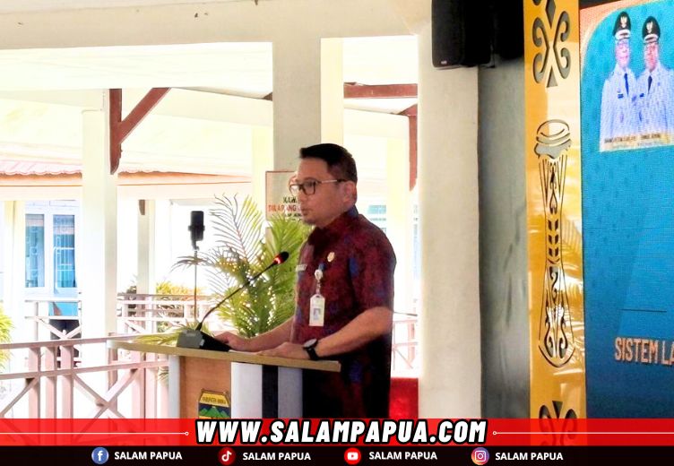 Laporan Direktur RSUD Mimika, dr. Antonius Pasulu,Sp.THT,M.Kes (salampapua.com/Evita)