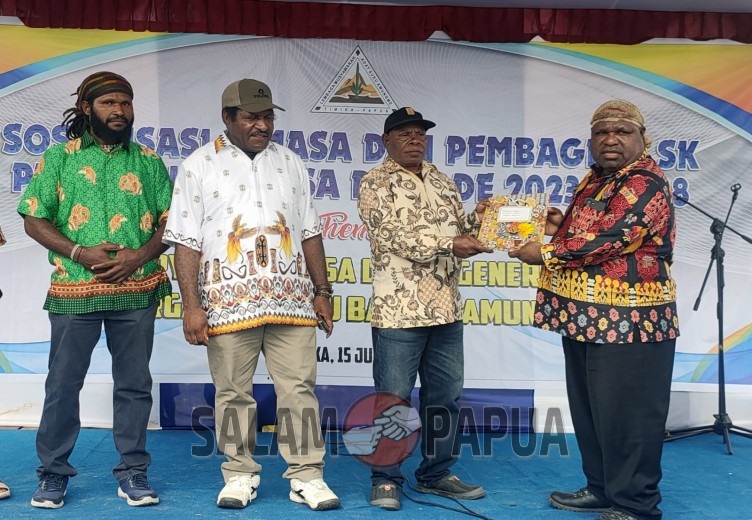 LEMASA GELAR SOSIALISASI DAN PEMBAGIAN SK PENGURUS PERIODE 2023-2028